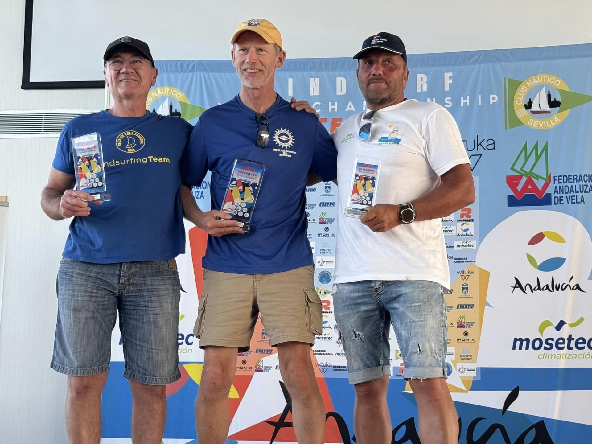 Luís Camacho 3º en la categoría Veterano en Mundial de Raceboard disputado en Cadiz.