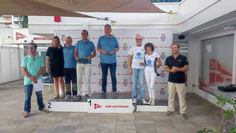 Los cruceros del Club de Vela Blanes SMERIT de Tito Moure y KORRIGAN de Joan Balaguer ganadores de la IX Blanes-Medes.Blanes en los grupos Tripulación y A Dos. - 3