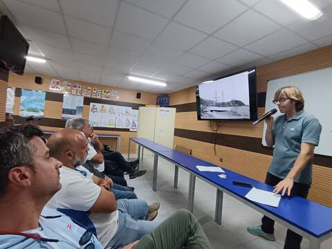 El Club de Vela Blanes acoge el 2.º Encuentro de Vela Latina. - 8