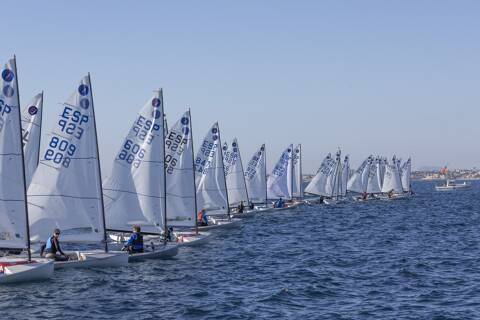 Guillem Manresa participa a l’Europeu Absolut i Copa d’Espanya de la classe Europa de vela a Alacant.  - 4