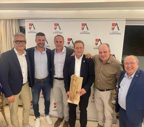 El Club de Vela Blanes recibe el I Premio Xavier Oms en la segunda cena solidaria de la Fundación Aspronis. - 3